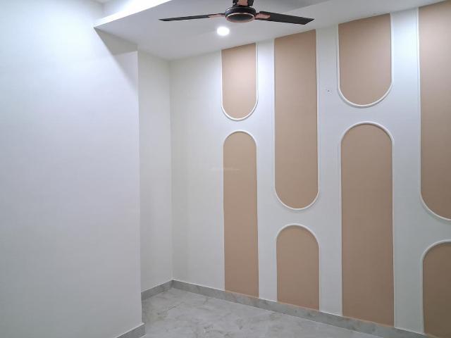 3 BHK Apartment in Sector 73 for resale Noida. The reference number is 20315314