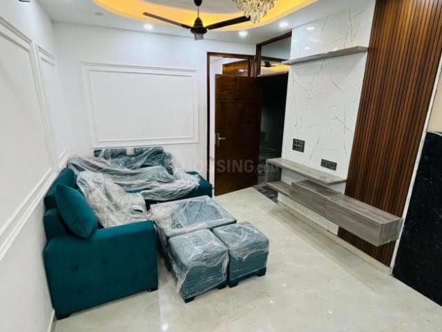 3 BHK Apartment in Sector 73 for resale Noida. The reference number is 20328565