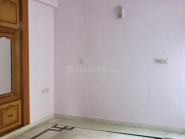 3 BHK Apartment in Sector 7 Dwarka for rent New Delhi. The reference number is 20279022