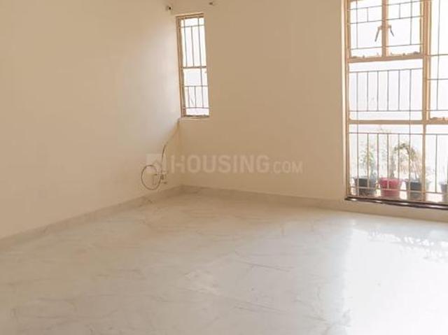 3 BHK Apartment in Sector 7 Dwarka for resale New Delhi. The reference number is 14919815