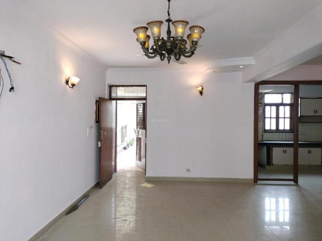 3 BHK Apartment in Sector 7 Dwarka for resale New Delhi. The reference number is 19957540
