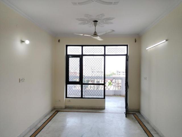 3 BHK Apartment in Sector 7 Dwarka for resale New Delhi. The reference number is 20060266