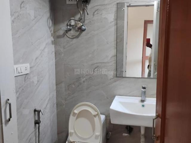 3 BHK Apartment in Sector 7 Dwarka for resale New Delhi. The reference number is 20597877