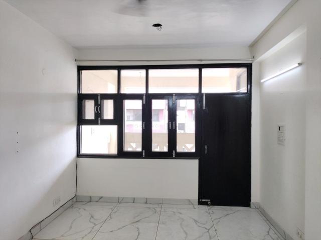 3 BHK Apartment in Sector 7 Dwarka for resale New Delhi. The reference number is 20724854