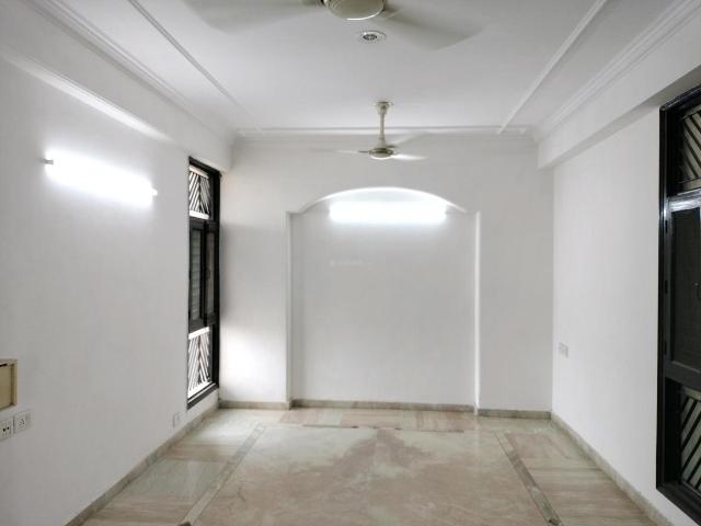3 BHK Apartment in Sector 7 Dwarka for resale New Delhi. The reference number is 20831657
