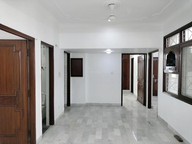 3 BHK Apartment in Sector 7 Dwarka for resale New Delhi. The reference number is 20969680