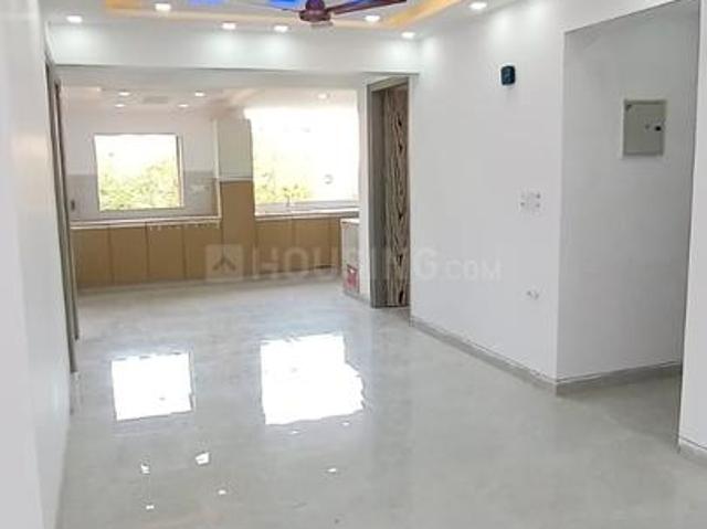 3 BHK Apartment in Sector 7 Dwarka for resale New Delhi. The reference number is 20970685