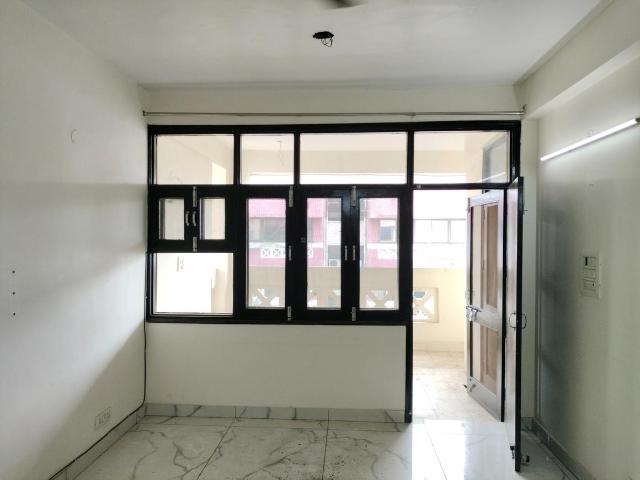 3 BHK Apartment in Sector 7 Dwarka for resale New Delhi. The reference number is 20988276