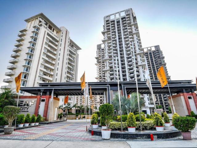 3 BHK Apartment in Sector 85 for resale Gurgaon. The reference number is 18631096
