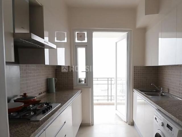 3 BHK Apartment in Sector 86 for rent Gurgaon. The reference number is 19774750