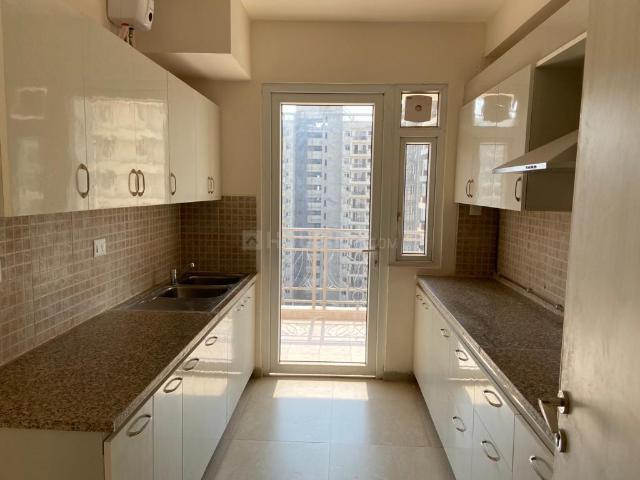 3 BHK Apartment in Sector 86 for resale Gurgaon. The reference number is 19875206