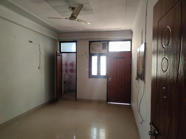 3 BHK Apartment in Sector 87 for resale Noida. The reference number is 19724391