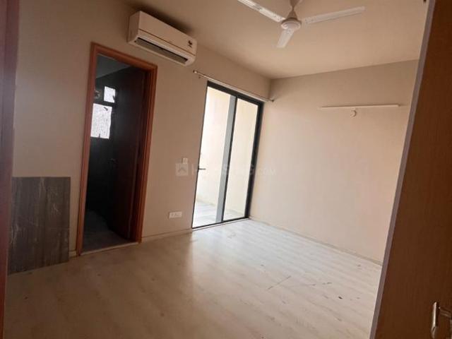 3 BHK Apartment in Sector 88A for resale Gurgaon. The reference number is 19910442
