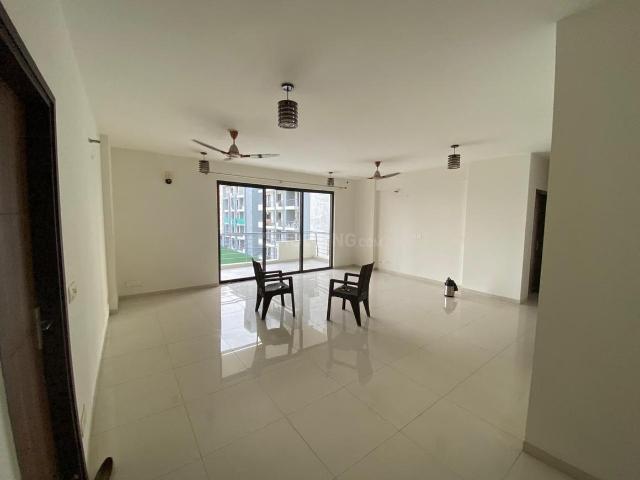 3 BHK Apartment in Sector 88A for resale Gurgaon. The reference number is 20122379