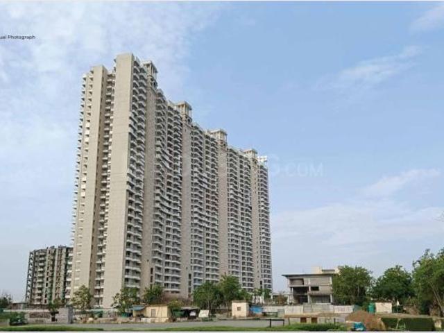 3 BHK Apartment in Sector 88A for resale Gurgaon. The reference number is 20138544