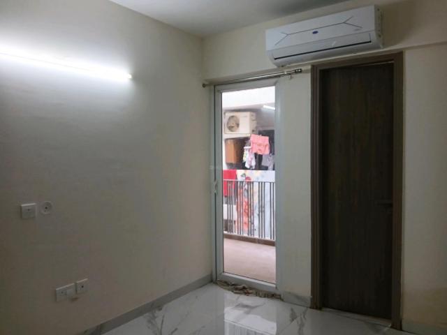 3 BHK Apartment in Sector 89 for rent Gurgaon. The reference number is 19964341
