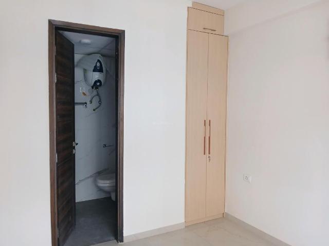 3 BHK Apartment in Sector 89 for resale Gurgaon. The reference number is 19342641