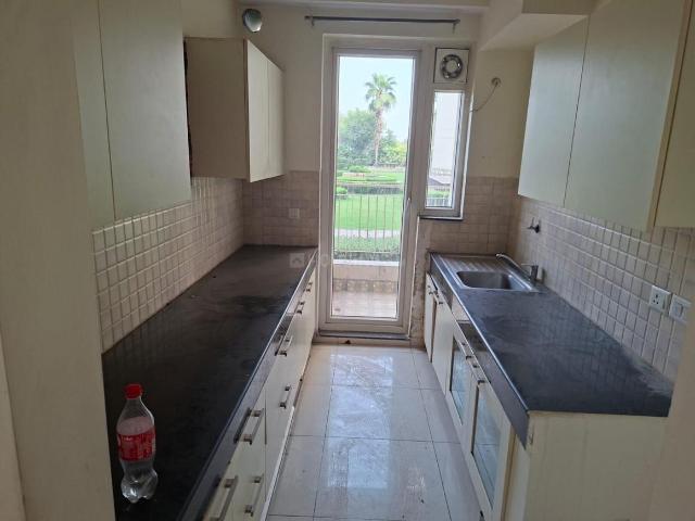 3 BHK Apartment in Sector 80 for rent Faridabad. The reference number is 20436776