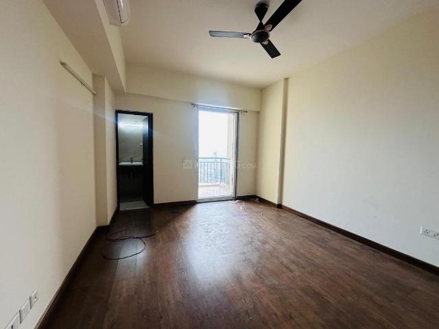3 BHK Apartment in Sector 81 for rent Faridabad. The reference number is 19375403