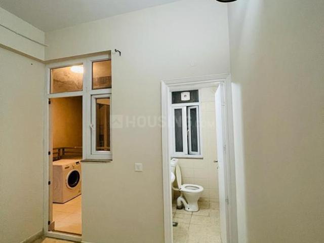 3 BHK Apartment in Sector 81 for rent Gurgaon. The reference number is 16860080