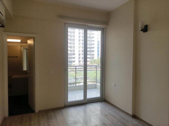 3 BHK Apartment in Sector 81 for rent Gurgaon. The reference number is 19551848