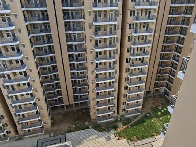 3 BHK Apartment in Sector 81 for rent Gurgaon. The reference number is 19814585