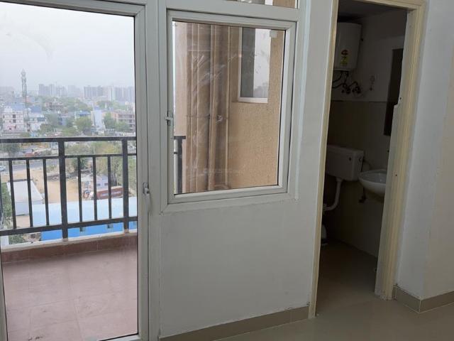 3 BHK Apartment in Sector 81 for rent Gurgaon. The reference number is 20303938