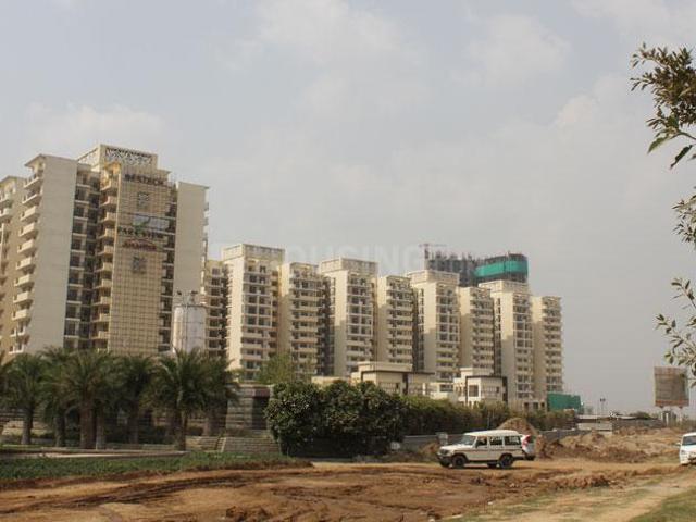 3 BHK Apartment in Sector 81 for resale Gurgaon. The reference number is 19682328
