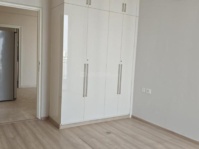 3 BHK Apartment in Sector 81 for resale Gurgaon. The reference number is 20447337