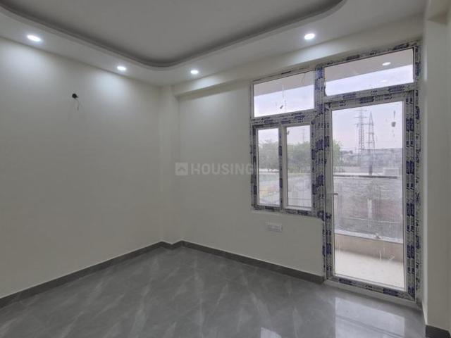 3 BHK Apartment in Sector 81 for resale Noida. The reference number is 19932915
