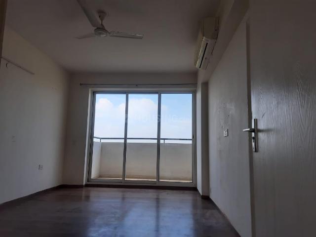 3 BHK Apartment in Sector 81 for resale New Gurgaon. The reference number is 19099805