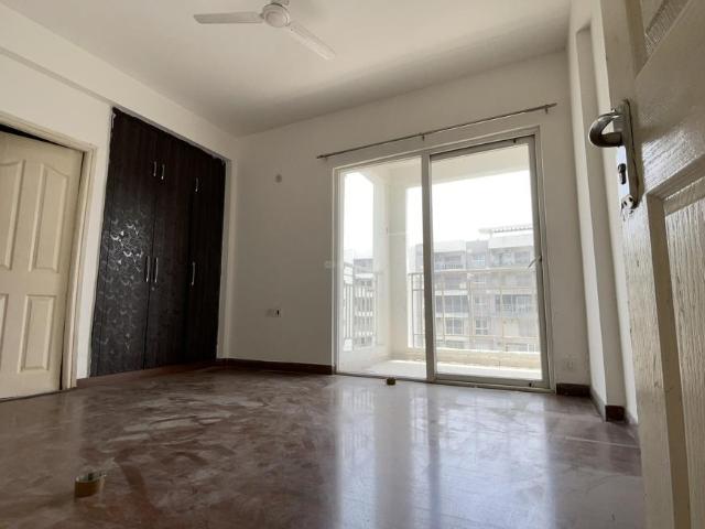 3 BHK Apartment in Sector 82 for rent Gurgaon. The reference number is 20213653