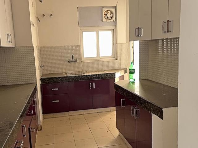 3 BHK Apartment in Sector 82 for resale Gurgaon. The reference number is 19090225