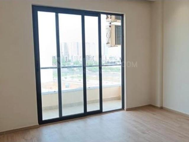 3 BHK Apartment in Sector 83 for rent Gurgaon. The reference number is 17724117