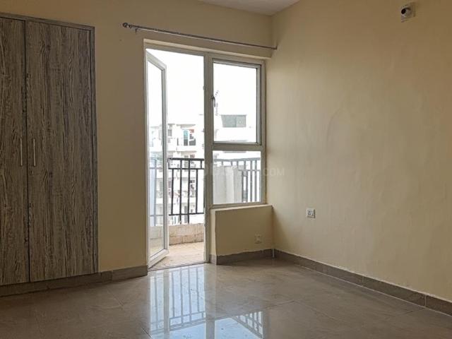 3 BHK Apartment in Sector 83 for rent Gurgaon. The reference number is 19179365