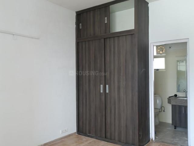 3 BHK Apartment in Sector 83 for rent Gurgaon. The reference number is 20358796