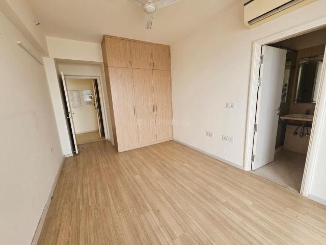 3 BHK Apartment in Sector 83 for resale Gurgaon. The reference number is 14383754
