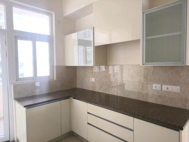 3 BHK Apartment in Sector 83 for resale Gurgaon. The reference number is 18010106