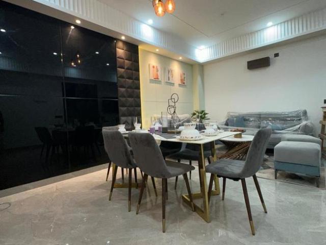 3 BHK Apartment in Sector 83 for resale Gurgaon. The reference number is 18597334