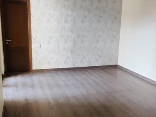 3 BHK Apartment in Sector 83 for resale Gurgaon. The reference number is 19519779