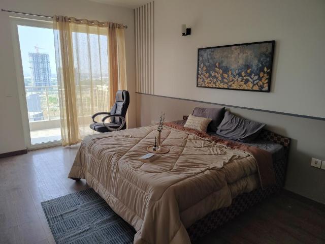 3 BHK Apartment in Sector 83 for resale Gurgaon. The reference number is 20400882