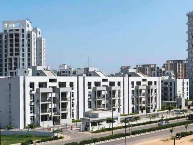 3 BHK Apartment in Sector 83 for resale Gurgaon. The reference number is 20598958