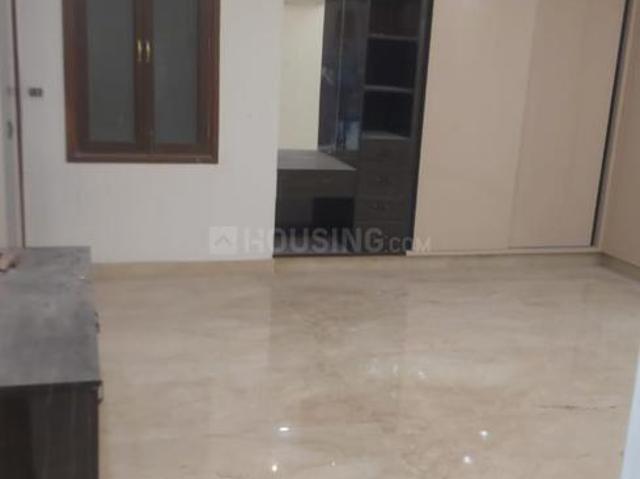 3 BHK Apartment in Sector 8 Dwarka for resale New Delhi. The reference number is 16037459