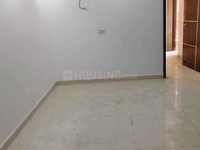 3 BHK Apartment in Sector 8 Dwarka for resale New Delhi. The reference number is 20789676