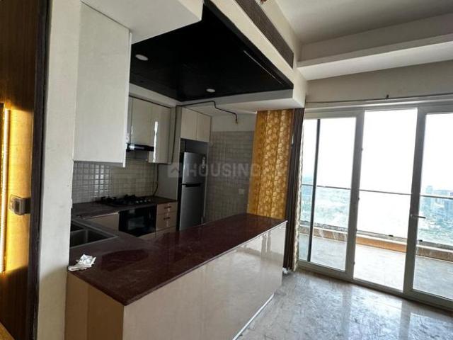 3 BHK Apartment in Sector 94 for rent Noida. The reference number is 20301979