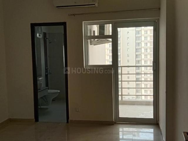 3 BHK Apartment in Sector 99 for rent Gurgaon. The reference number is 18636080