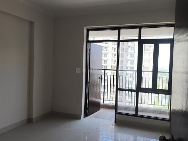 3 BHK Apartment in Sector 99 for rent Gurgaon. The reference number is 20049186