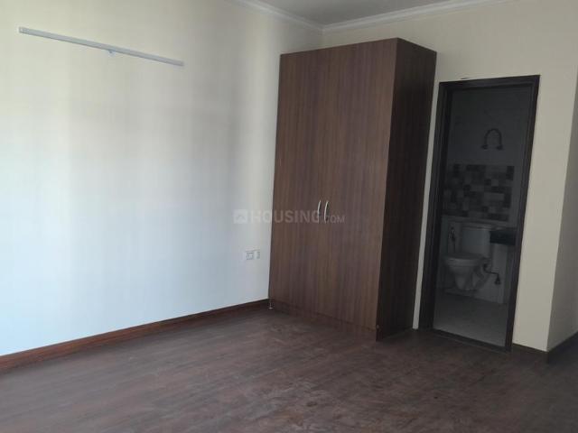 3 BHK Apartment in Sector 99 for rent Gurgaon. The reference number is 20186633