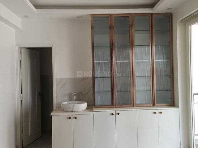 4 BHK Apartment in Sector 99 for rent Gurgaon. The reference number is 20297045