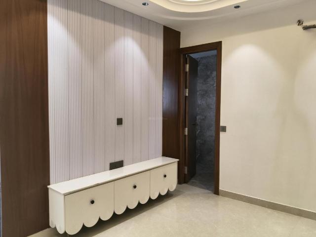 3 BHK Apartment in Sector 99 for resale Gurgaon. The reference number is 19421332
